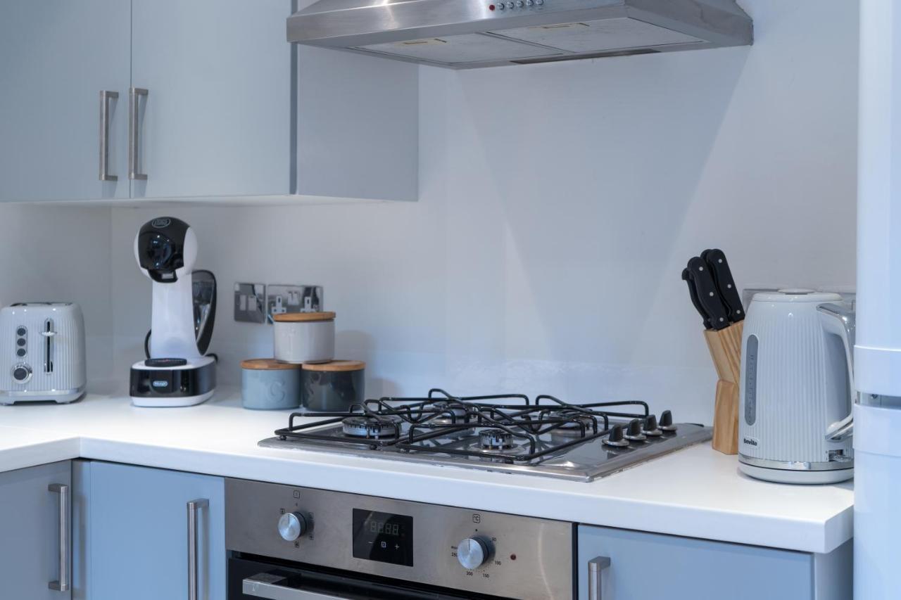 런던 Camden Luxury Flat With Private Patio 아파트 외부 사진
